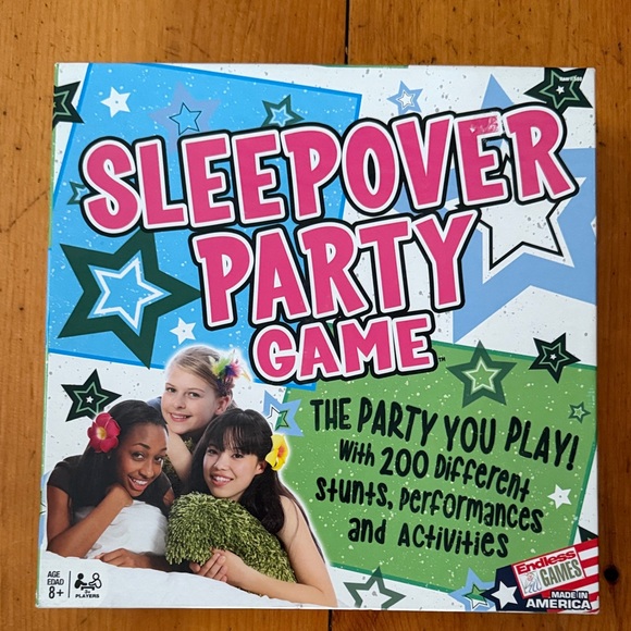 Endless Games Other - Sleepover Party Game in a Box 200 different stunts performances activities